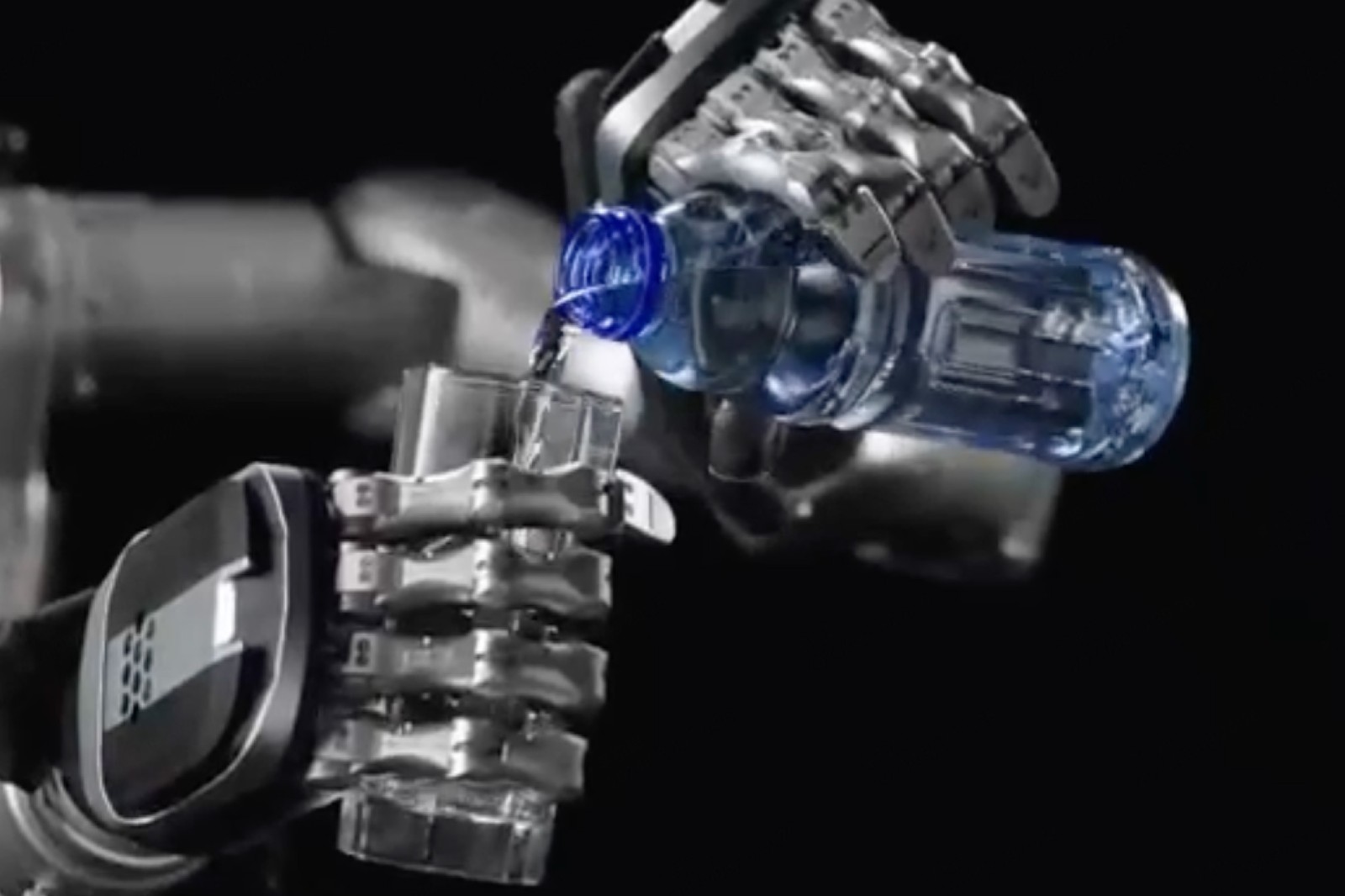 系列解读 | 333体育ty灵巧手家族亮相：高自由度的创新突破